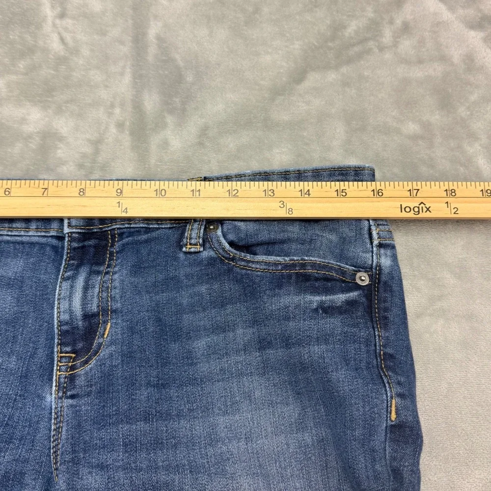 Gap Women Real Straight Fit Jeans Blue Denim Size 8 Regular‎ (32x29)